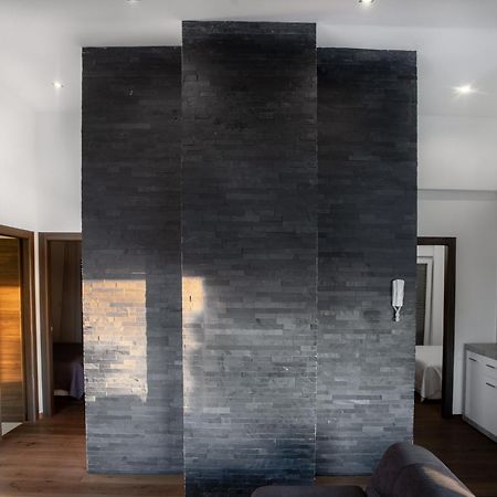 Dukat Apartment Nin Exterior photo
